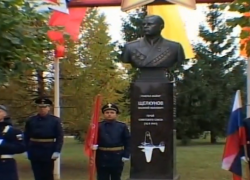 Аллея героев открыта в тамбовском Парке Победы 