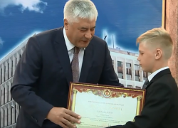 Награду 11-летнему моршанцу вручил министр МВД  России Владимир Колокольцев  