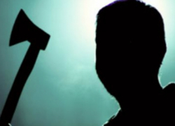 В Жердевке мужчина угрожал топором бывшей жене и её сыну 