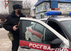 В Рассказове росгвардейцы задержали нетрезвого водителя у магазина 