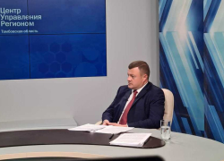 На «Прямой линии» Александр Никитин заявил о необходимости строительства в регионе экотехнопарка