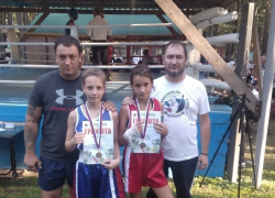 12-летняя девочка из Знаменки взяла серебро на Всероссийском турнире по боксу