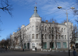 Мичуринские депутаты утвердили новые премии для чиновников администрации 