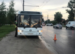 В Тамбове в автобусе пенсионерка снова получила травмы при падении