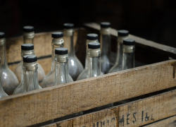 У жителя Тамбовской области изъяли 38 тысяч бутылок “палёнки”