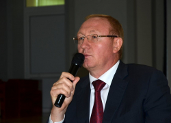Глава Рассказова провёл урок для школьников