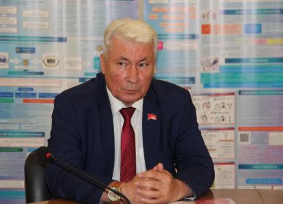 Кандидат на пост главы области Жидков раскритиковал приезжих руководителей, но потом быстро понял свою ошибку 