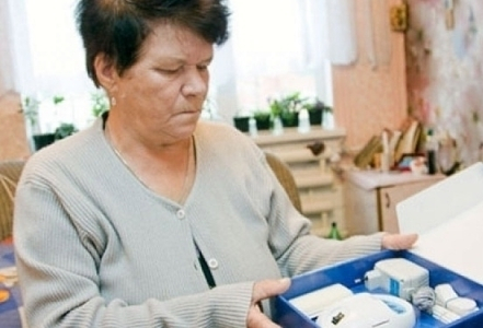 800 тысяч рублей потеряли пенсионеры, доверившись продавцам медицинских чудо-приборов