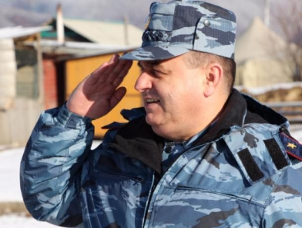 Юрий Кулик решил поздравить тамбовских полицейских прямо в Чечне