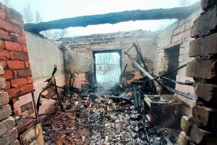 В Петровском округе мужчина погиб во время пожара 