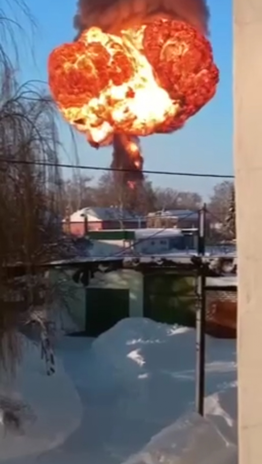 В Мичуринске на тупиковой ветке загорелись цистерны с топливом