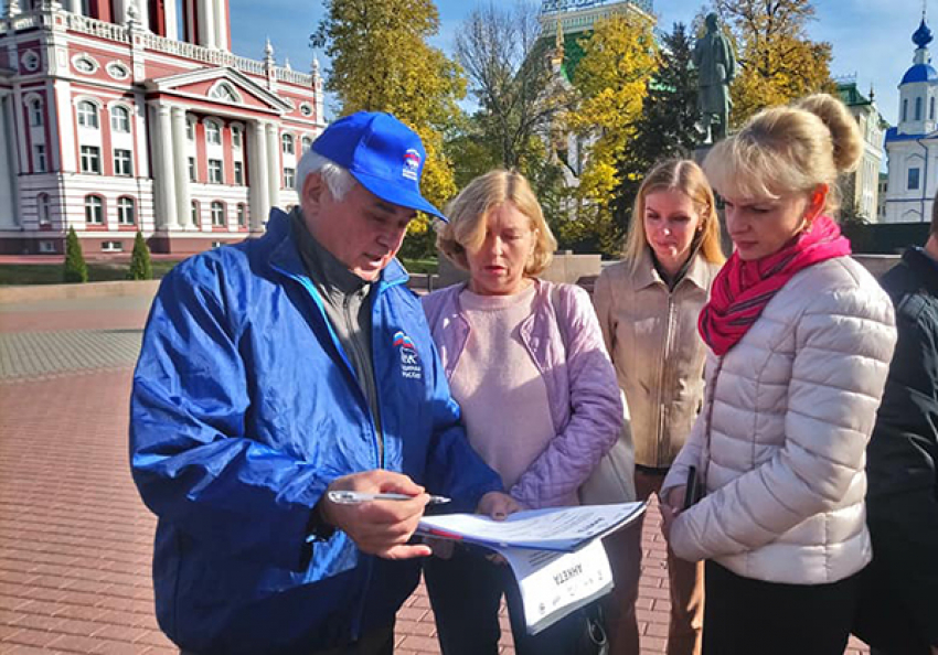 Волонтёры собирают подписи против «наливаек» в жилых домах