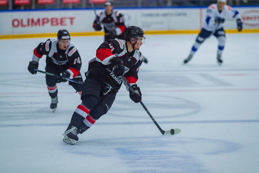 ХК «Тамбов» терпит второе поражение дома подряд, уступив «Рязяни-ВДВ»