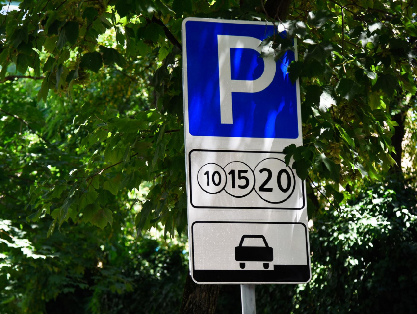 В Тамбове в ближайшем будущем платных парковок не будет 