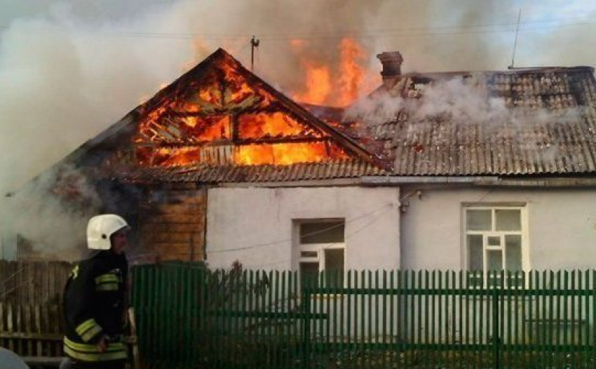 Два дома сгорели в воскресенье в Тамбовской области 