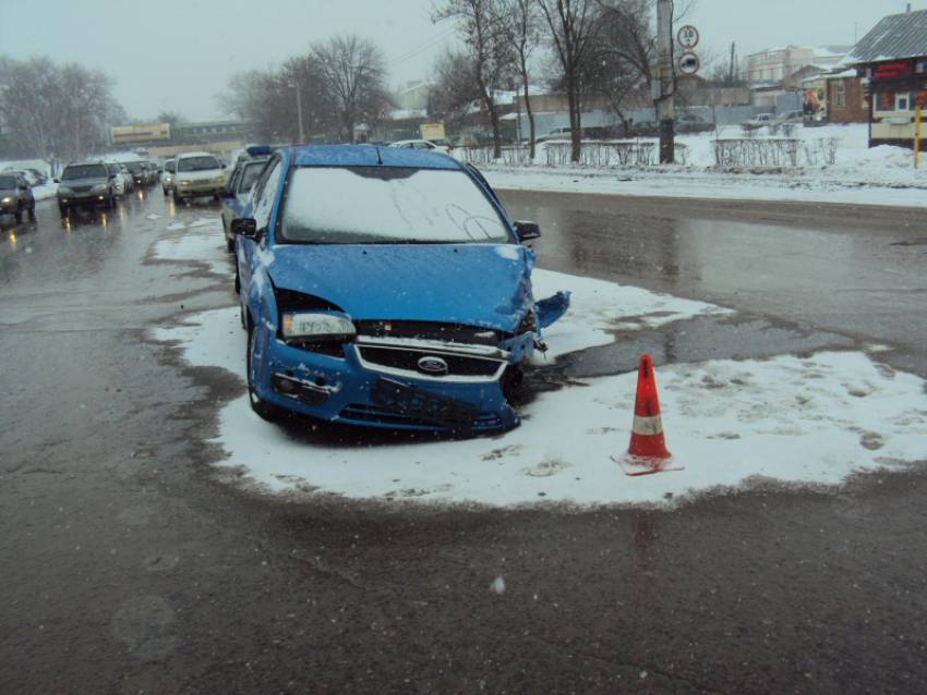 В «лобовом» на Гастелло встретились Ford Focus и «Гранта»: пострадали люди 