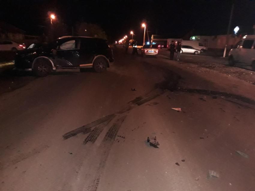 Выезд на главную «привел» водителей легковушки и кроссовера в больницу 