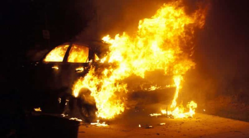 В Тамбовской области пьяный мужчина сгорел заживо в своём автомобиле