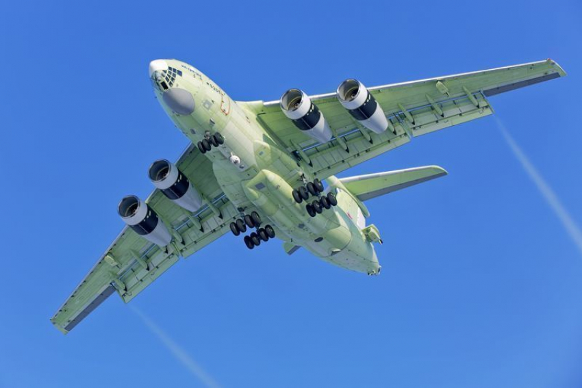 Новейший самолет Ил-78М-90А со сделанными в Моршанске топливными баками совершил первый полет 