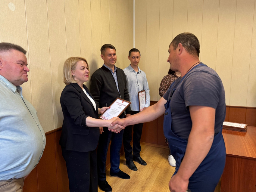 Глава Рассказова поблагодарила сотрудников «ТСК» за ликвидацию аварии на водоводе