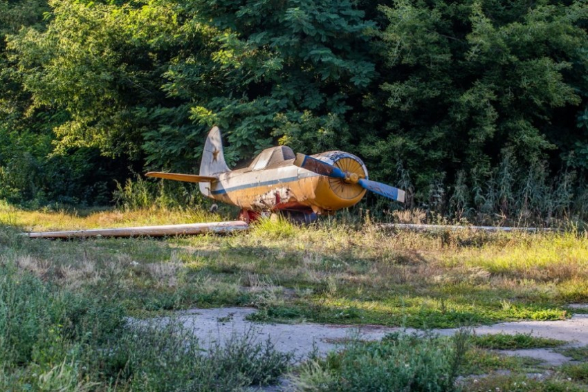 Тамбовский аэроклуб реставрирует самолёт-памятник Як-50