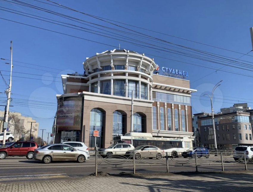 Торговый центр «Студенец» в Тамбове подешевел и снова выставлен на продажу  