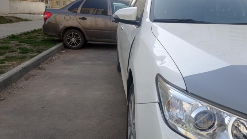 Водитель «Тойоты Камри» сбила подростка во дворе на севере Тамбова