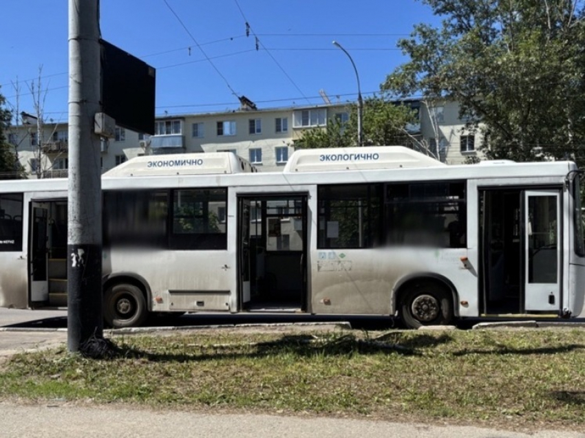 Тамбовчанке на голову упал потолок автобуса