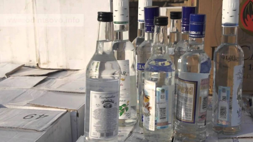 В Тамбовской области «впаривали» фальсификат любителям сорокоградусной