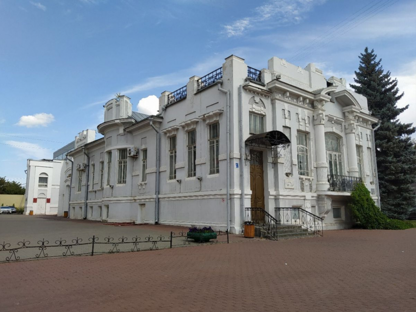 От 16 до 55: в Тамбове на выходных поженятся 32 пары