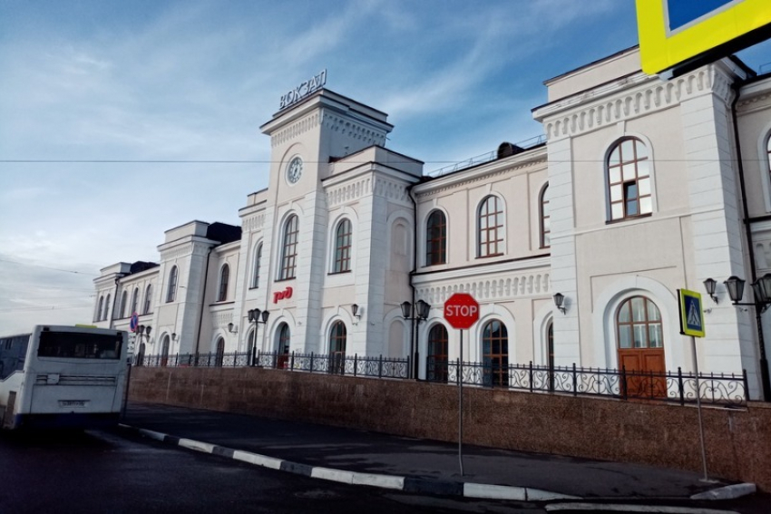 Здание железнодорожного вокзала в Тамбове украсит мемориальная доска Рахманинова