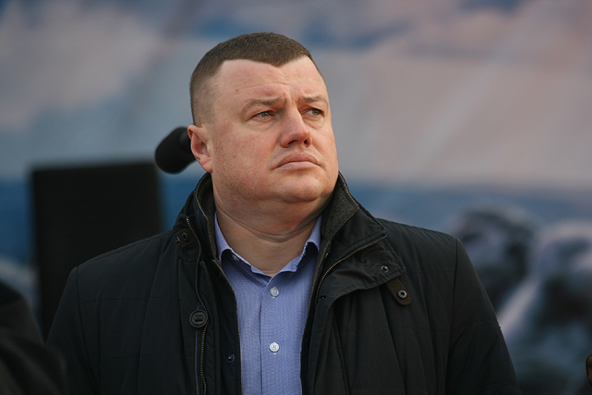 Александр Никитин выразил соболезнование родственникам людей, погибших в ДТП в Татарстане.