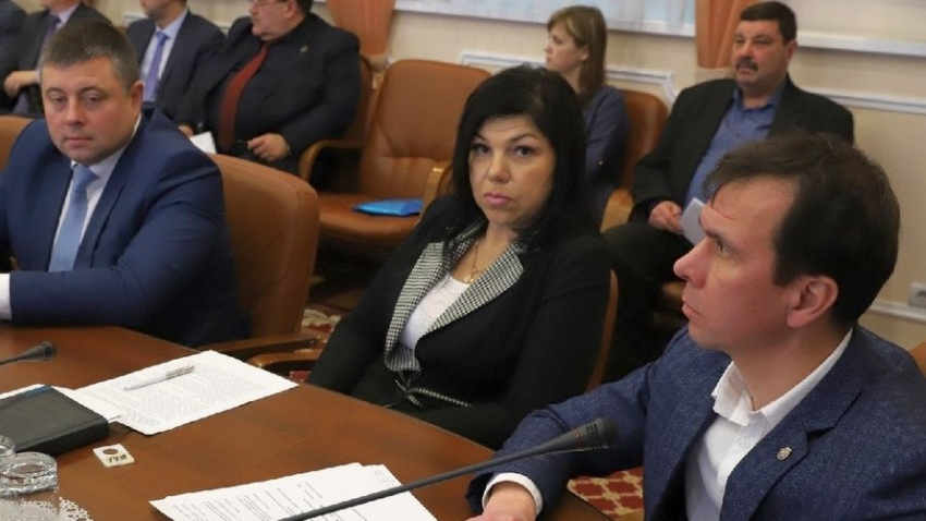 Суд продлил домашний арест вице-мэру Мичуринска Марине Самылиной