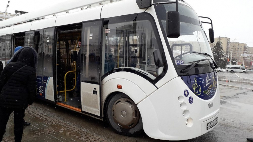 В новом электробусе тамбовчане смогут не только курсировать по городу, но и заряжать свои гаджеты 