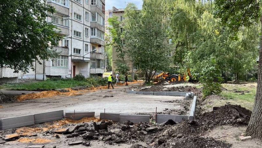 До 15 сентября в Тамбове заасфальтируют 12 дворов по программе «Дворы Тамбовщины»