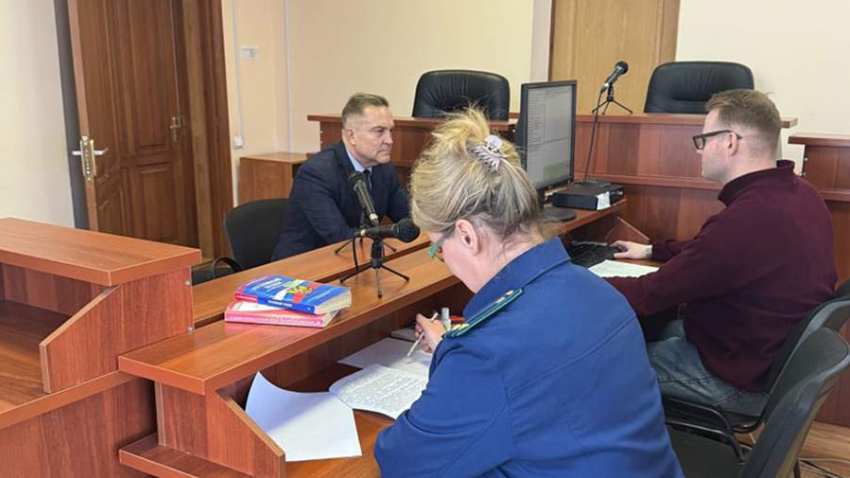 Суд оставил под арестом фигурантов дела об убийстве экс-начальника тамбовского РОВД