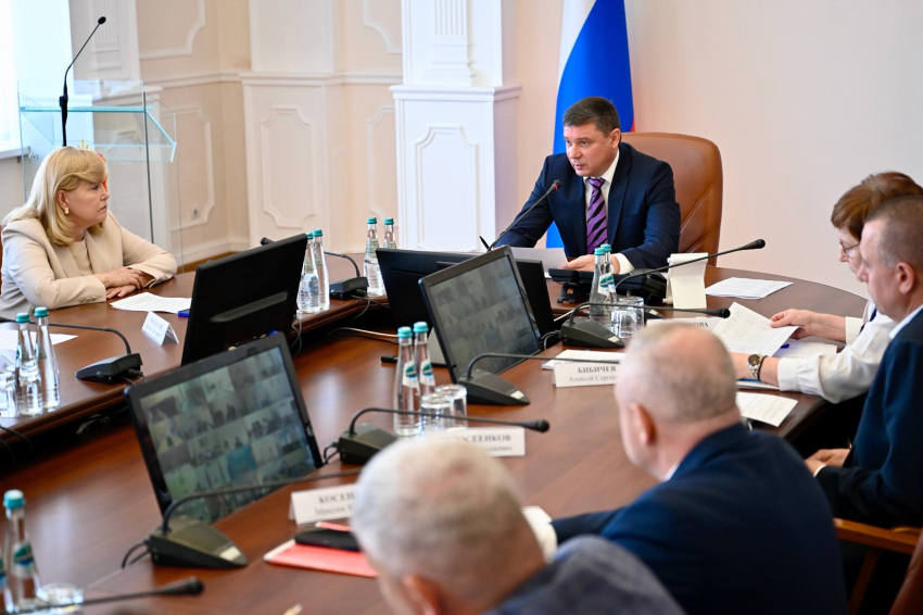 Первышов пообещал дополнительные деньги на дороги самым эффективным муниципалитетам