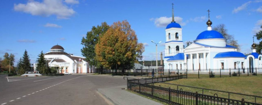 В Тулиновке из-за бездействия властей ученикам придётся добираться до школы по проезжей части