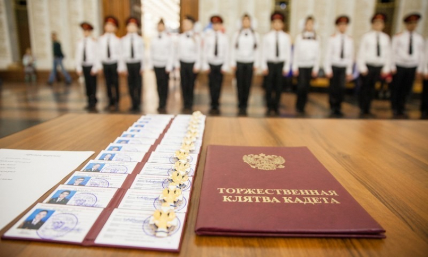 100 тамбовских кадетов принесут клятву верности в Москве