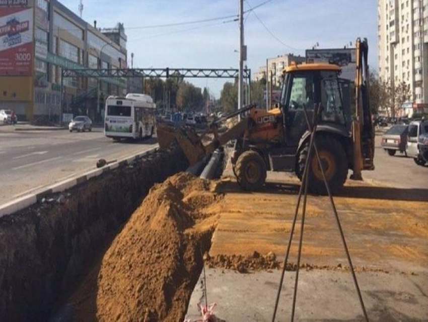 Реконструкция тепломагистрали на бульваре Энтузиастов в Тамбове, вопреки опасениям, окончена точно в срок 