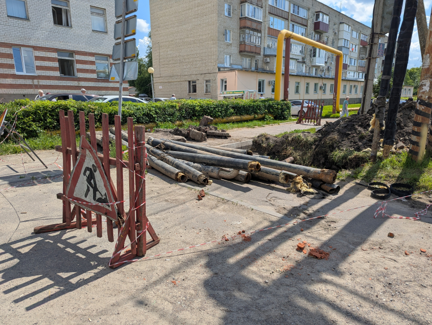 В Моршанске начали менять теплотрассы перед новым отопительным сезоном