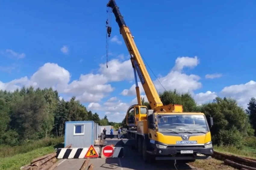 Временный мост через Пячку обещают открыть до конца сентября