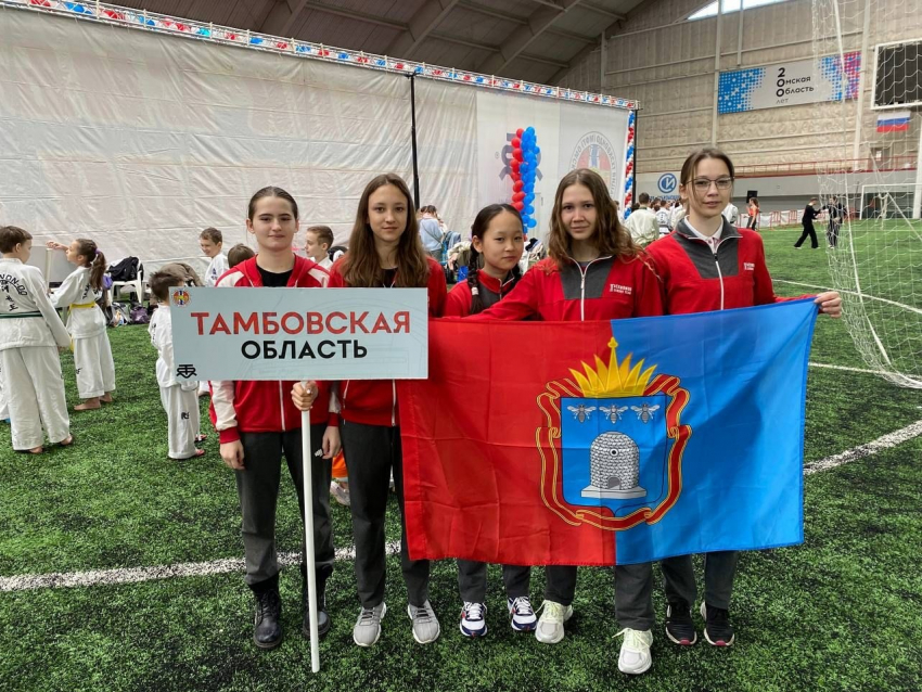 Тамбовские тхэквондистки забрали 5 золотых медалей на «Кубке Сибири»
