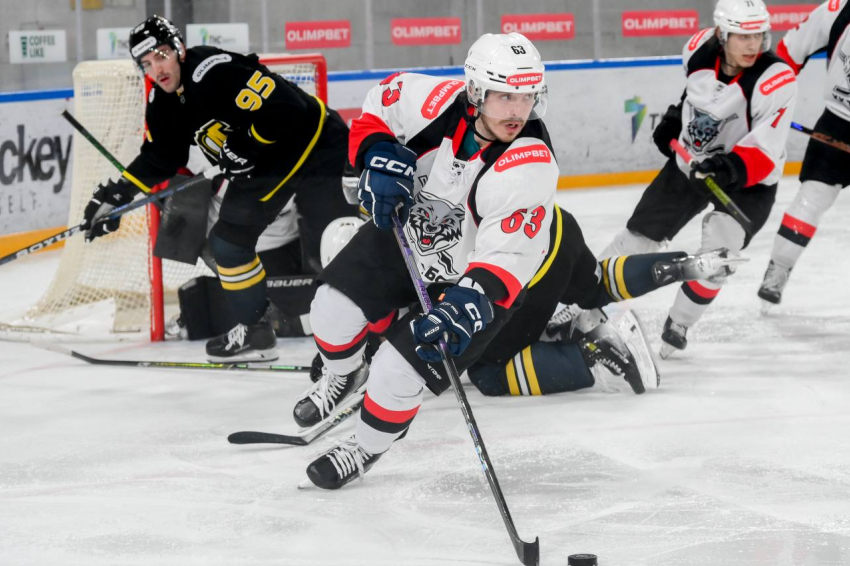 ХК «Тамбов» взял реванш у «Дизеля»