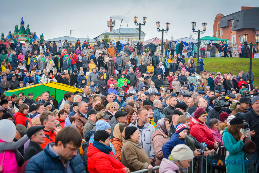 «Студенецкий базар», «Легенды Тамбовского края», «Похлёбка по-тамбовски» и многое другое.  Восьмая Покровская ярмарка обещает удивить