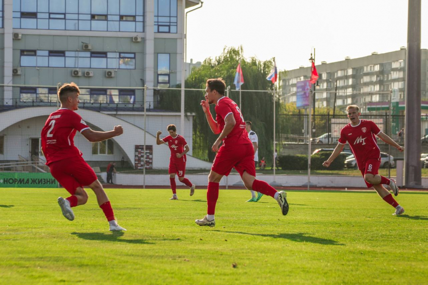 Тамбовский «Спартак» одолел обнинский «Квант» со счётом 2:0