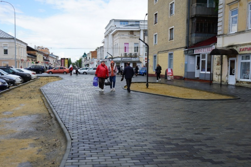 Ремонт на улице Коммунальной планируют завершить в июне