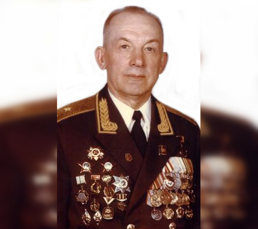 В Тамбове одобрили установку мемориальной доски на фасаде дома, где жил генерал-майор авиации Коробцев