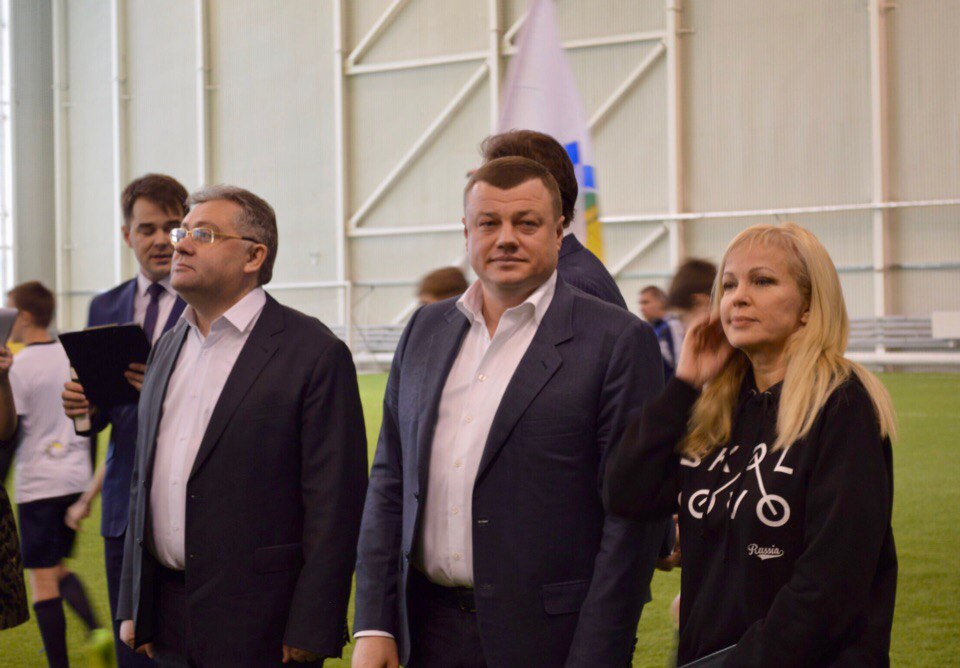 lmBNPgU528U.jpg